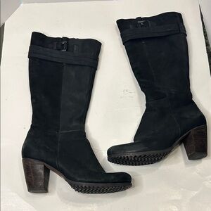 Ecco Black Knee-High, wool/Sherling lined  Women's Boots, size 39.
